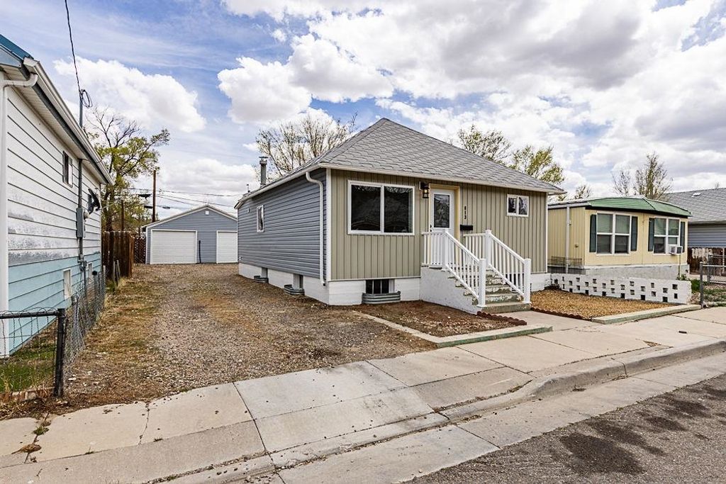 Photo of 813 West St, Rock Springs, WY 82901 (MLS # 20261807)