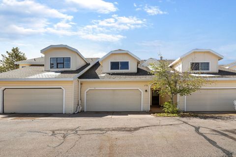 Photo of 121 Fox point Loop RD, Evanston, WY 82930 (MLS # 20262443)