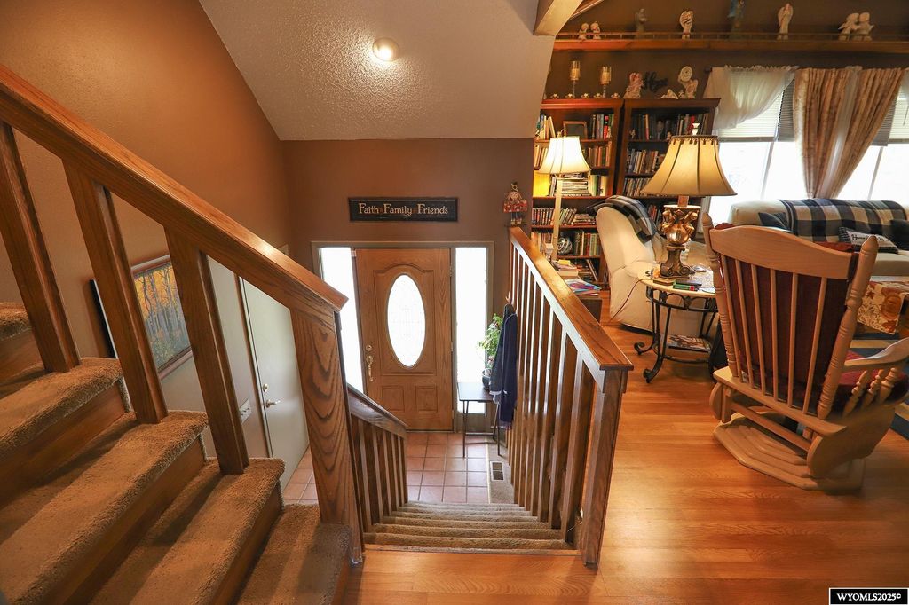 Photo of 719 Fullerton Avenue, Buffalo, WY 82834 (MLS # 20255653)