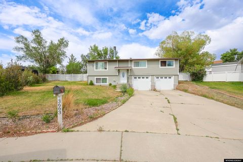 Photo of 3663 Wilson Way, Rock Springs, WY 82901 (MLS # 20263288)