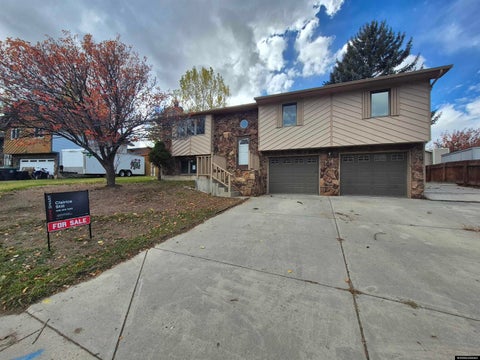 Photo of 1215 Midwest Drive, Green River, WY 82935 (MLS # 20265281)
