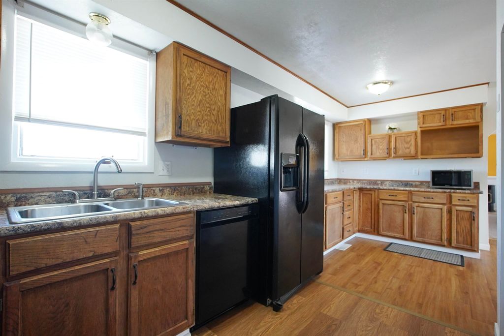 Photo of 4404 Trails End, Bar Nunn, WY 82601 (MLS # 20262182)