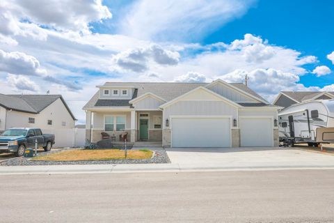Photo of 2612 Bailey Boulevard, Rock Springs, WY 82901 (MLS # 20260701)
