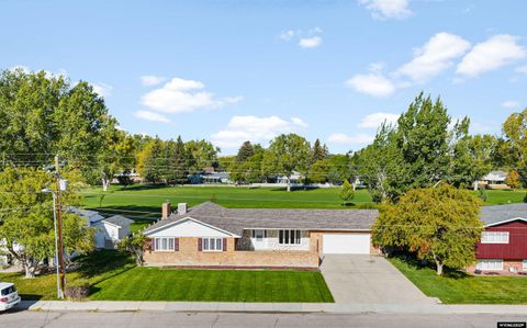 Photo of 94 Primrose St, Casper, WY 82604 (MLS # 20256037)