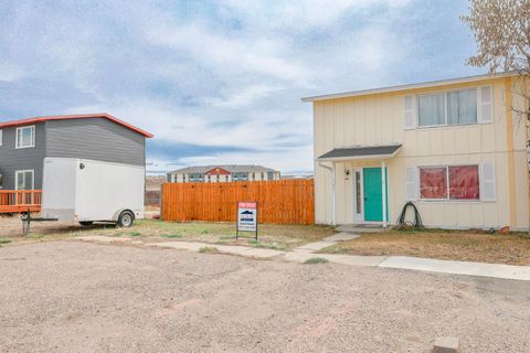 Photo of 3280 Roosevelt Way, Apt. A Way, Rock Springs, WY 82901 (MLS # 20261260)
