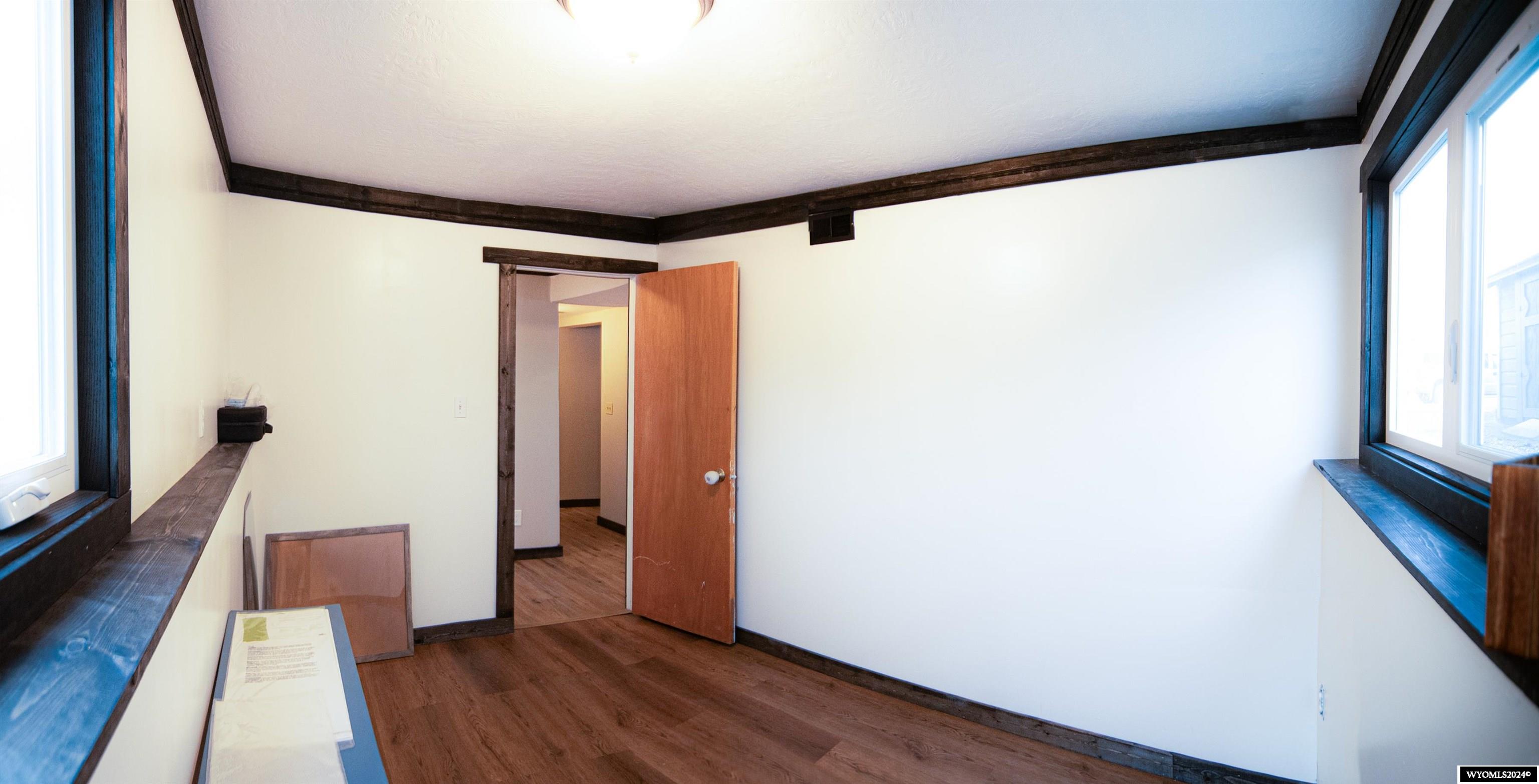 Worland, Wyoming 82401, United States, 3 Bedrooms Bedrooms, ,2 BathroomsBathrooms,Residential,Active,63638