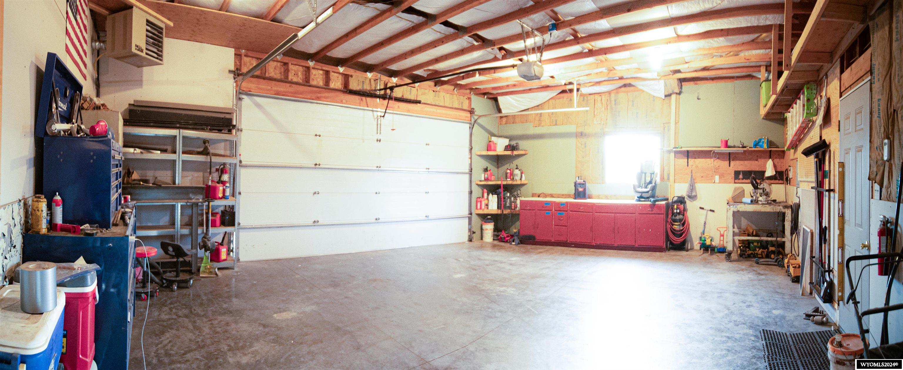 Worland, Wyoming 82401, United States, 3 Bedrooms Bedrooms, ,2 BathroomsBathrooms,Residential,Active,63638