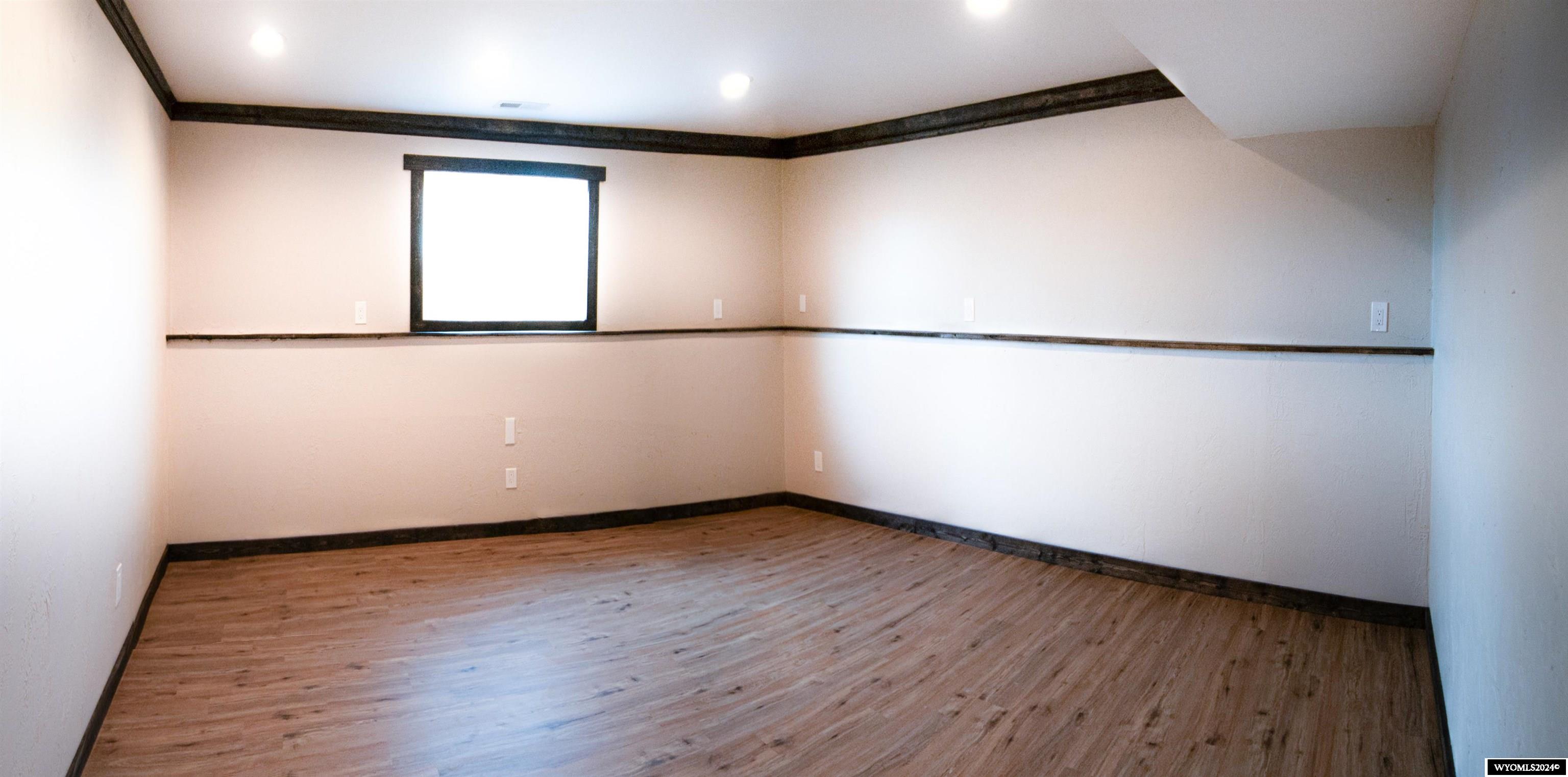 Worland, Wyoming 82401, United States, 3 Bedrooms Bedrooms, ,2 BathroomsBathrooms,Residential,Active,63638