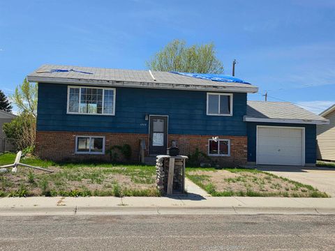 Photo of 1808 Gregg Avenue, Worland, WY 82401 (MLS # 20262222)