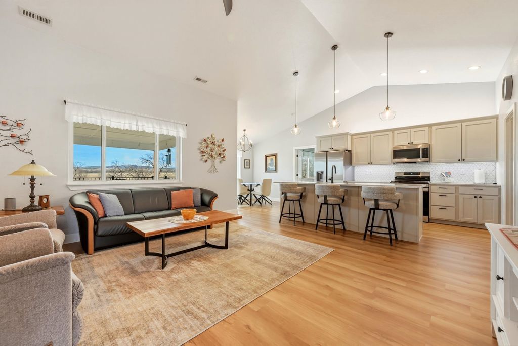 Photo of 313 Rendezvous Street, Buffalo, WY 82834 (MLS # 20261318)