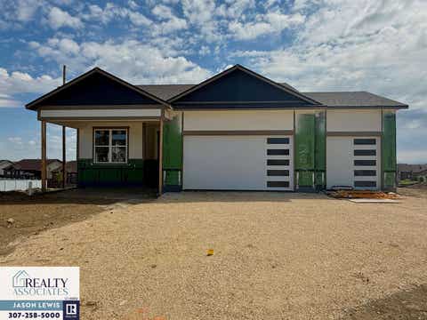 Photo of 2685 Heathrow Avenue, Casper, WY 82609 (MLS # 20263144)