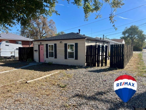 Photo of 315 N 7th ST E ST, Riverton, WY 82501 (MLS # 20264458)