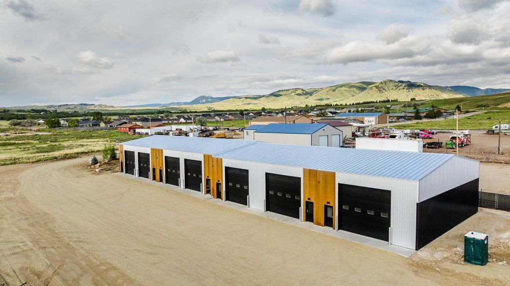 Photo of 360 Euskaldun Kalea D-1, Buffalo, WY 82834 (MLS # 20260499)