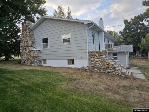 Photo of 1015 N Carrington Avenue, Buffalo, WY 82834 (MLS # 20255294)