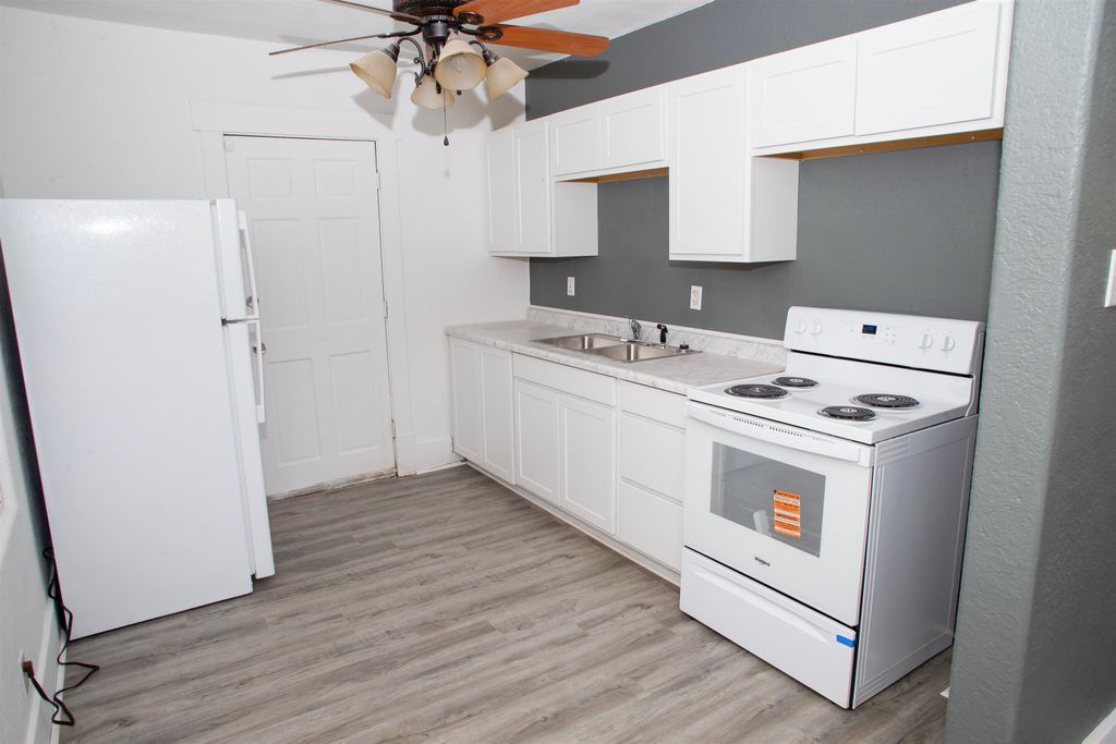 Photo of 640/642 S 6th St, Worland, WY 82401 (MLS # 20262115)