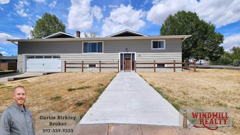 Photo of 128 W 09 St, Lingle, WY 82223 (MLS # 20262211)
