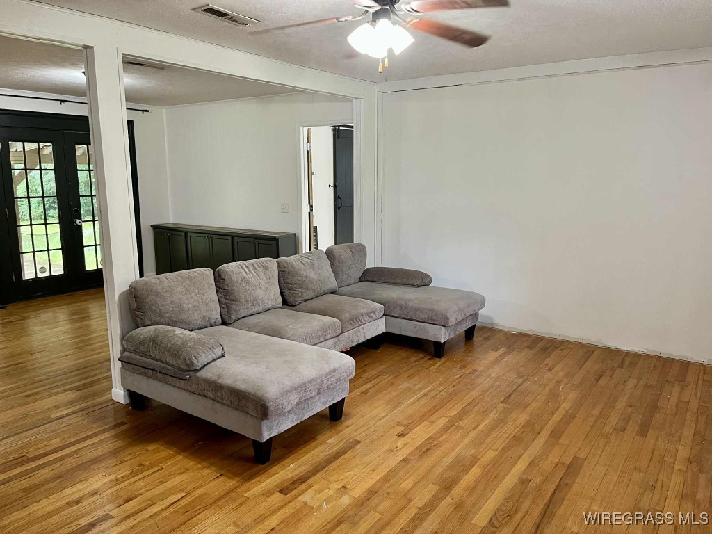 3221 Old Salem Road
