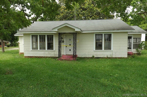 110 W MORRIS ST, SAMSON, AL 36477 - Image 92b0ba0b0a2ec2e95554e2f6c8ae4bb4/4269218057