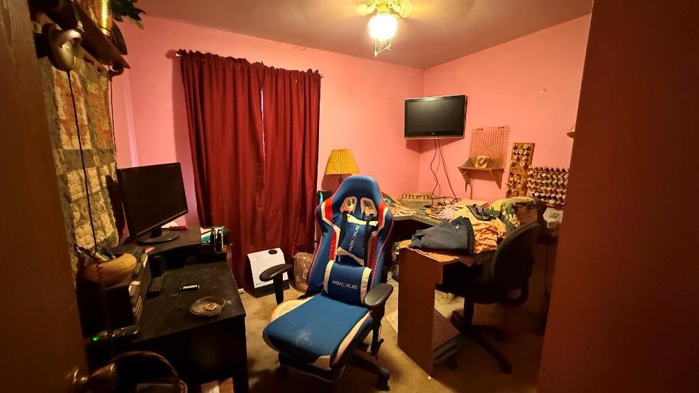 Charlevoix, Michigan 49720, United States, 3 Bedrooms Bedrooms, ,1 BathroomBathrooms,Residential,Active,185698