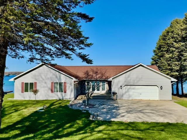 Central Lake, Michigan 49622, United States, 10 Bedrooms Bedrooms, ,7 BathroomsBathrooms,Residential,Active,744