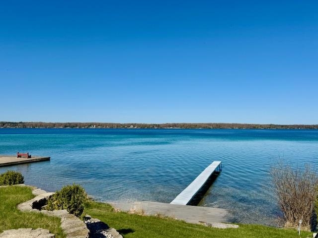 Central Lake, Michigan 49622, United States, 10 Bedrooms Bedrooms, ,7 BathroomsBathrooms,Residential,Active,744