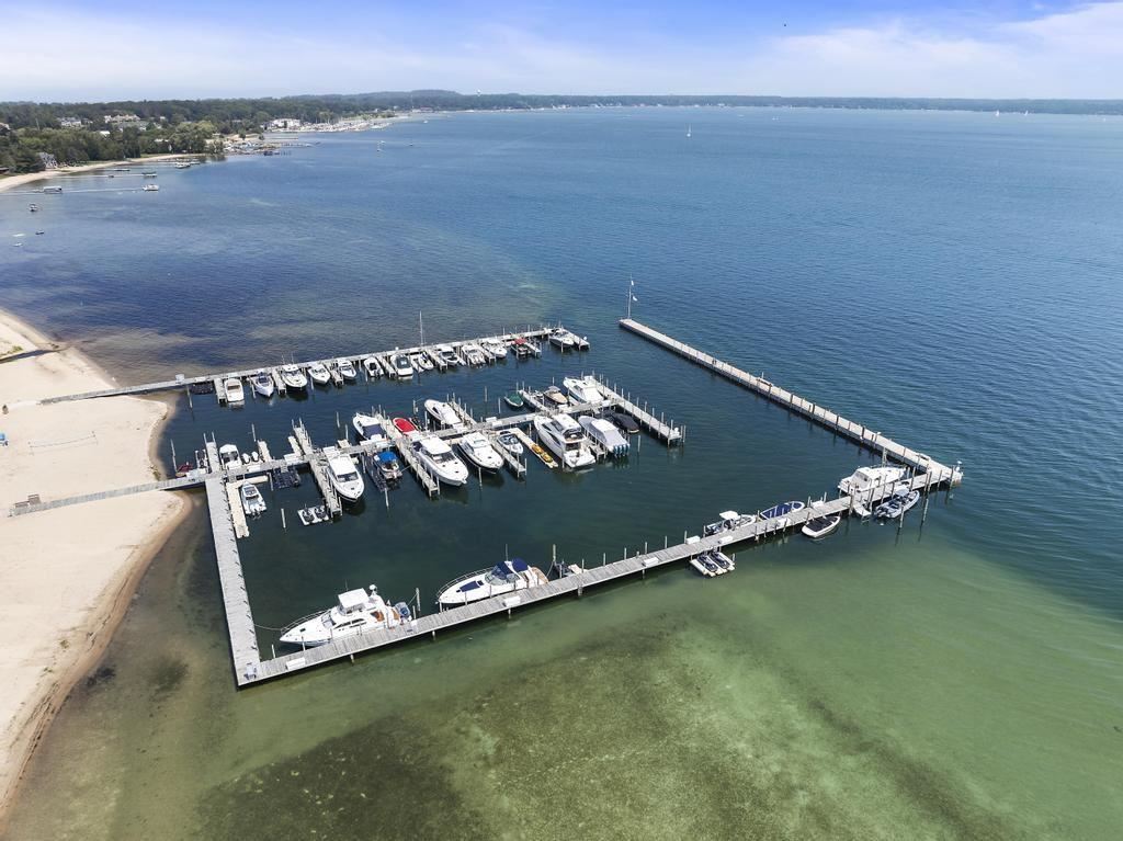 Charlevoix, Michigan 49720, United States, ,Land,Active,219919