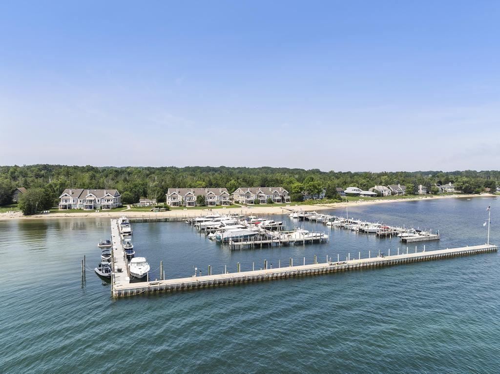 Charlevoix, Michigan 49720, United States, ,Land,Active,219919