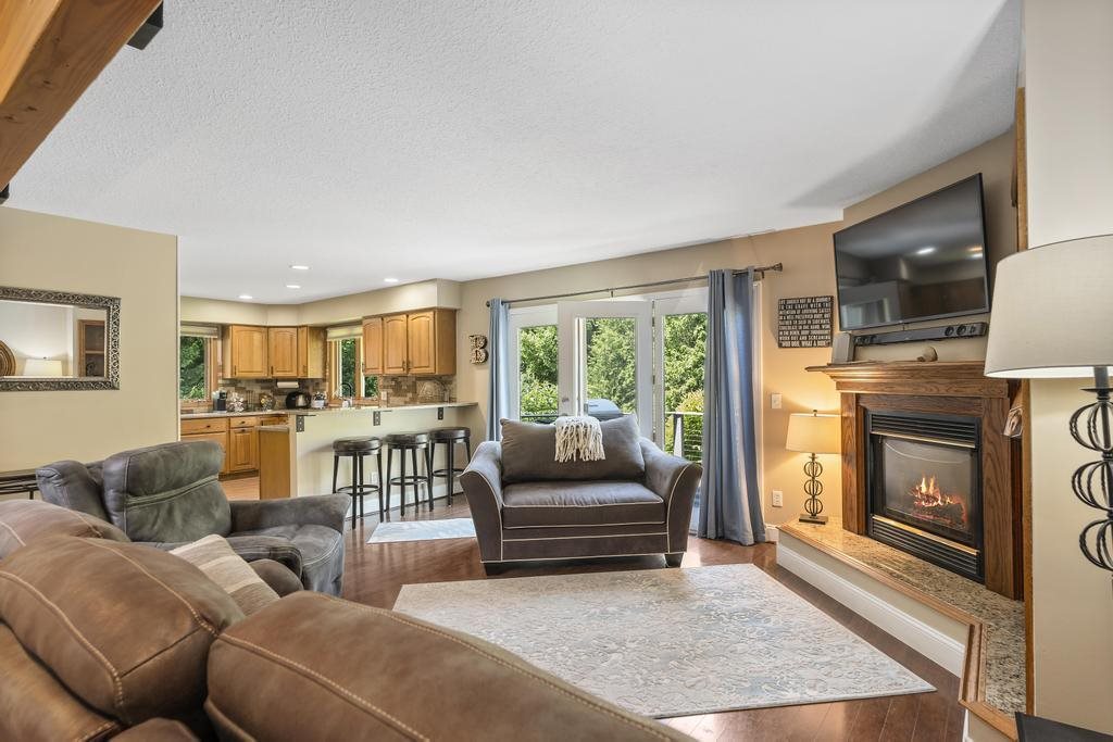 Charlevoix, Michigan 49720, United States, 4 Bedrooms Bedrooms, ,4 BathroomsBathrooms,Residential,Active,169846