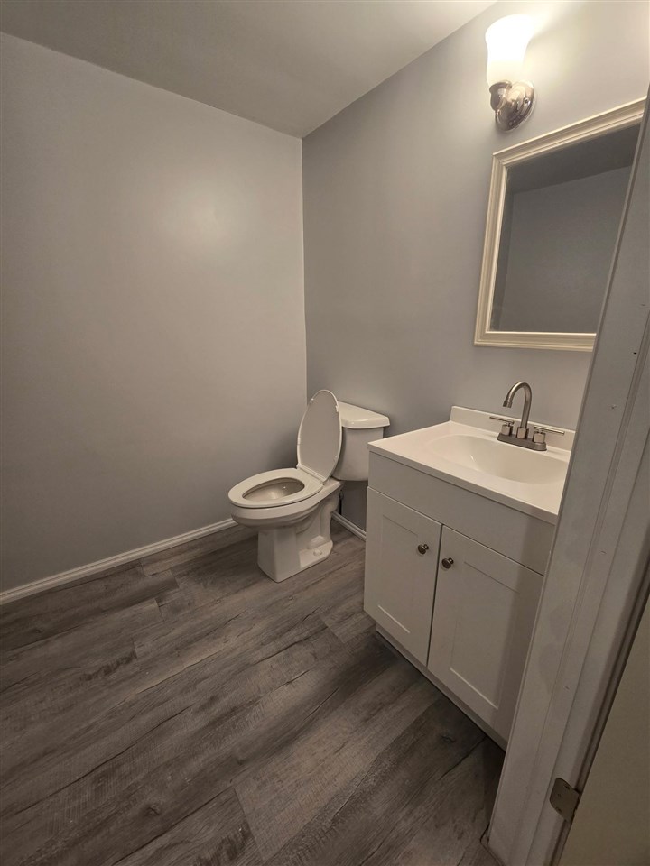 Charlevoix, Michigan 49720, United States, 4 Bedrooms Bedrooms, ,4 BathroomsBathrooms,Residential,Active,169846