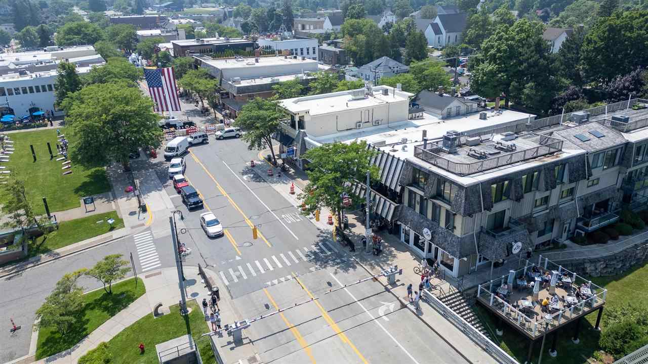 Charlevoix, Michigan 49720, United States, 2 Bedrooms Bedrooms, ,2 BathroomsBathrooms,Commercial,Active,180935