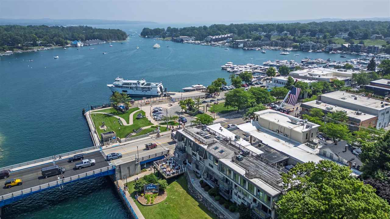 Charlevoix, Michigan 49720, United States, 2 Bedrooms Bedrooms, ,2 BathroomsBathrooms,Commercial,Active,180935