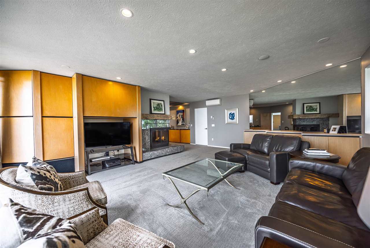 Charlevoix, Michigan 49720, United States, 5 Bedrooms Bedrooms, ,4 BathroomsBathrooms,Residential,Active,6004