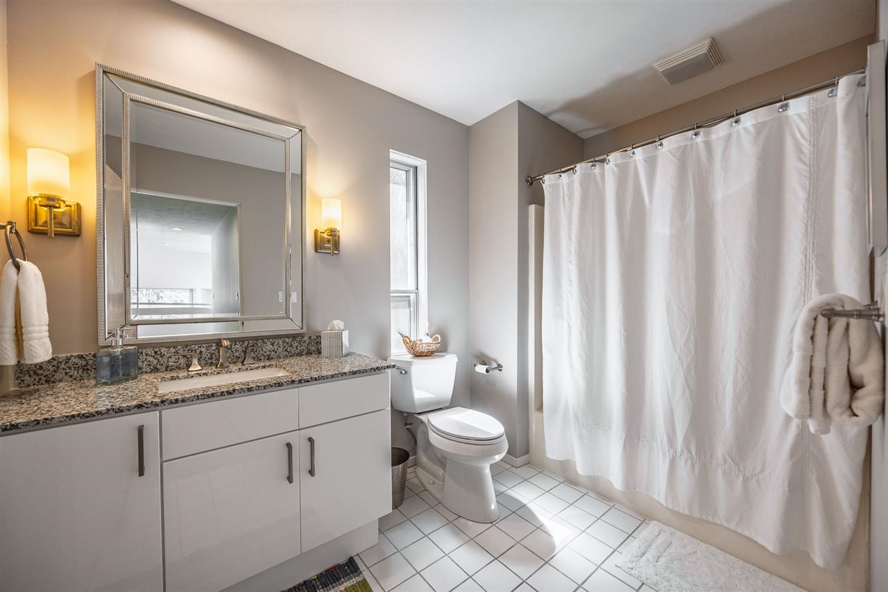 Charlevoix, Michigan 49720, United States, 5 Bedrooms Bedrooms, ,4 BathroomsBathrooms,Residential,Active,6004