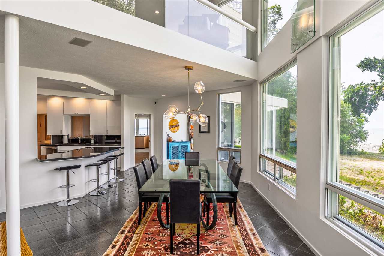 Charlevoix, Michigan 49720, United States, 5 Bedrooms Bedrooms, ,4 BathroomsBathrooms,Residential,Active,6004