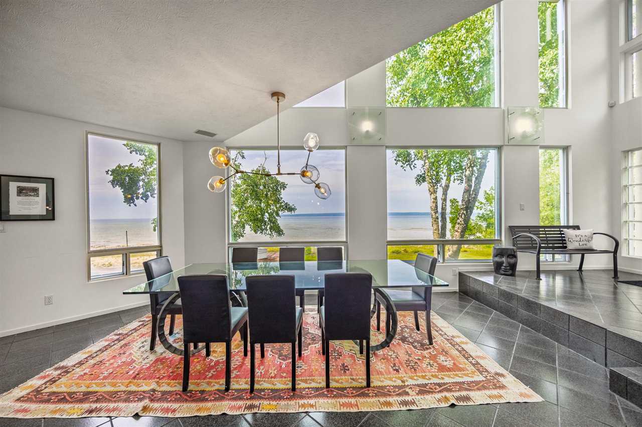 Charlevoix, Michigan 49720, United States, 5 Bedrooms Bedrooms, ,4 BathroomsBathrooms,Residential,Active,6004