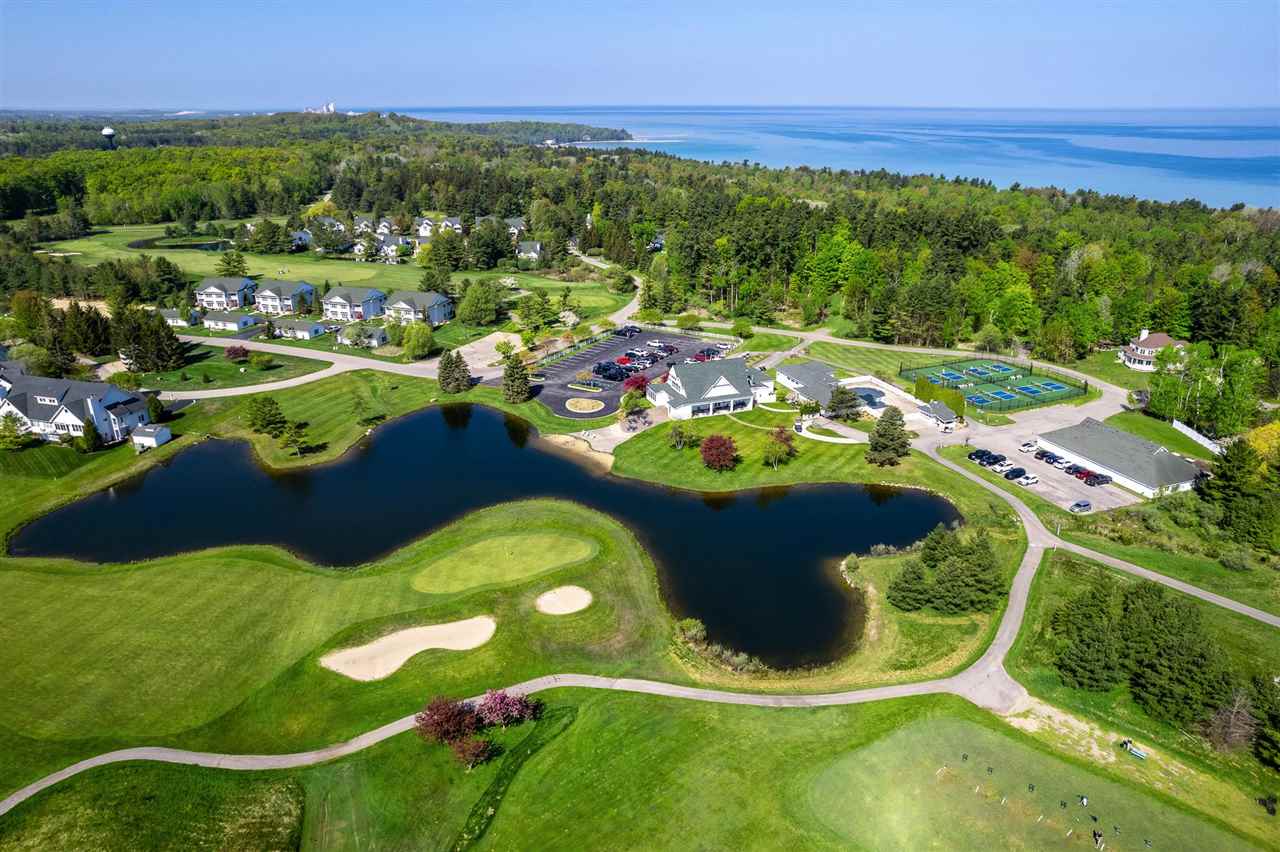 Charlevoix, Michigan 49720, United States, 3 Bedrooms Bedrooms, ,3 BathroomsBathrooms,Residential,Active,56943