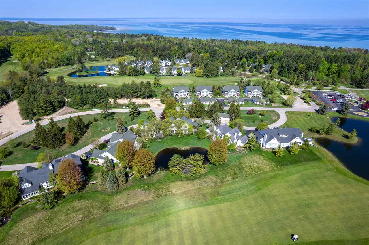 Charlevoix, Michigan 49720, United States, 3 Bedrooms Bedrooms, ,3 BathroomsBathrooms,Residential,Active,56943