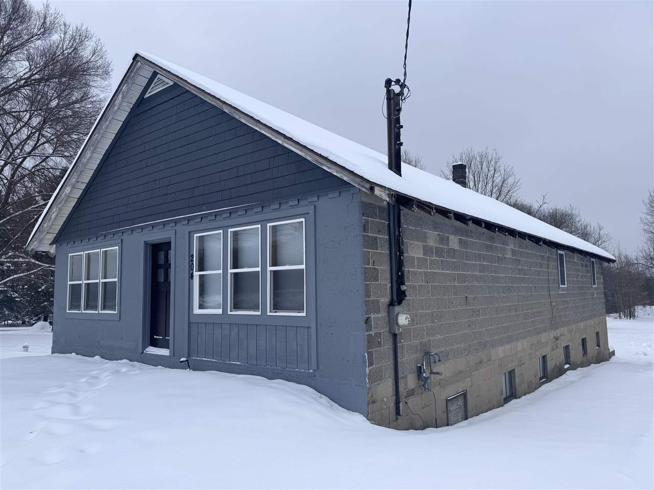 Boyne City, Michigan 49712, United States, 2 Bedrooms Bedrooms, ,2 BathroomsBathrooms,Residential,Active,28386