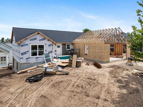 Photo for 773 Red Oak Way