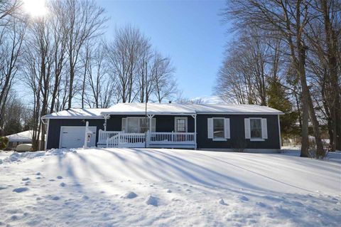 704 Alice Street Boyne City MI 49712