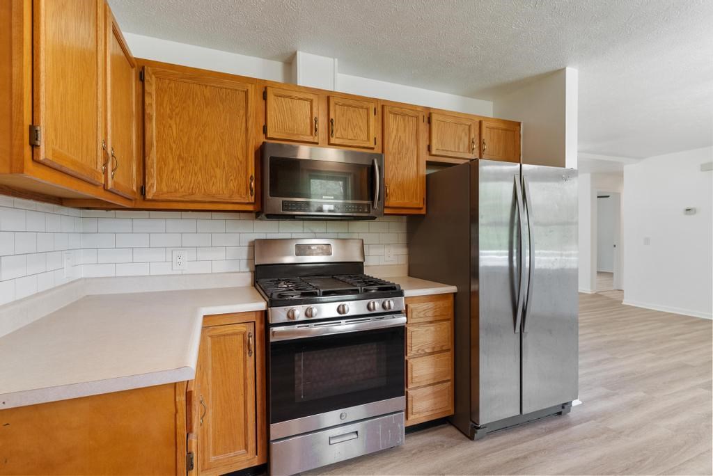 Charlevoix, Michigan 49720, United States, 3 Bedrooms Bedrooms, ,3 BathroomsBathrooms,Residential,Active,174388