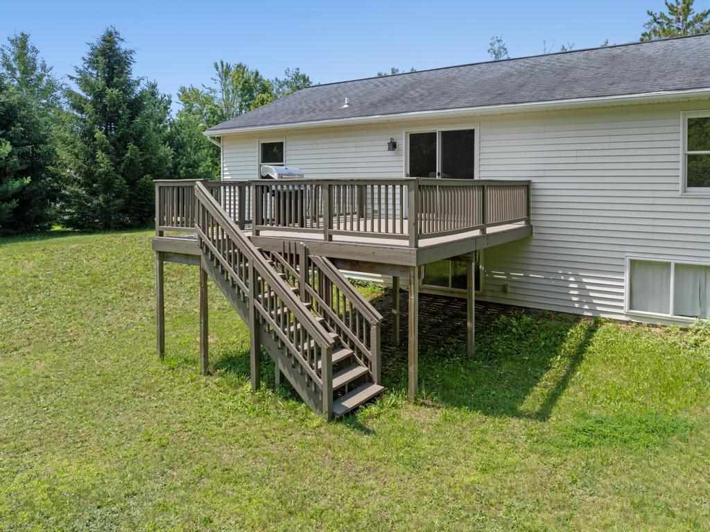 Charlevoix, Michigan 49720, United States, 3 Bedrooms Bedrooms, ,3 BathroomsBathrooms,Residential,Active,174388