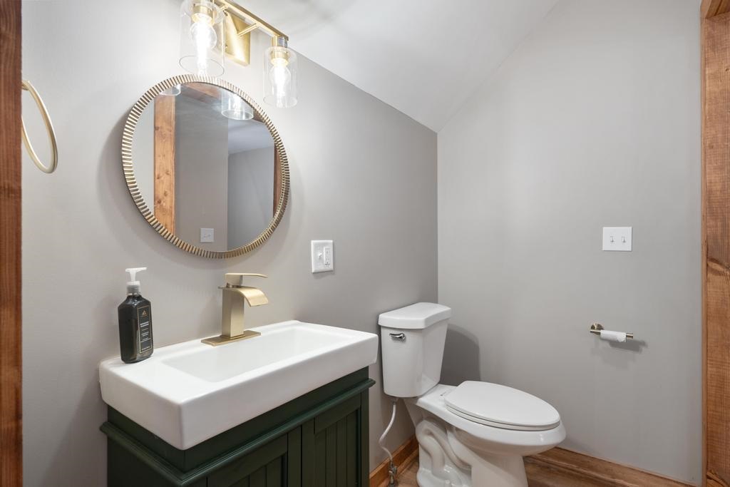 East Jordan, Michigan 49727, United States, 4 Bedrooms Bedrooms, ,3 BathroomsBathrooms,Residential,Active,188249