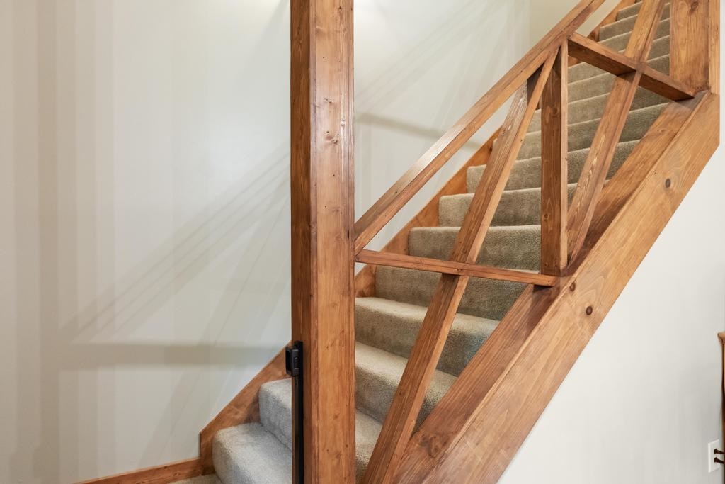 East Jordan, Michigan 49727, United States, 4 Bedrooms Bedrooms, ,3 BathroomsBathrooms,Residential,Active,188249