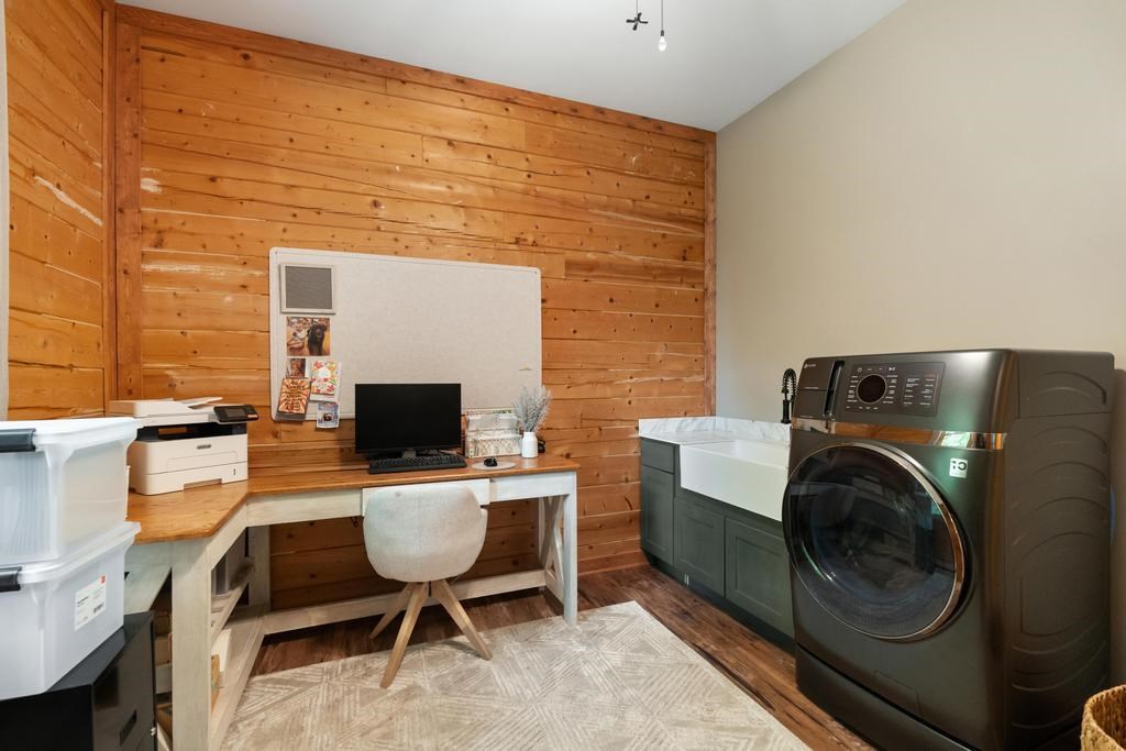 East Jordan, Michigan 49727, United States, 4 Bedrooms Bedrooms, ,3 BathroomsBathrooms,Residential,Active,188249