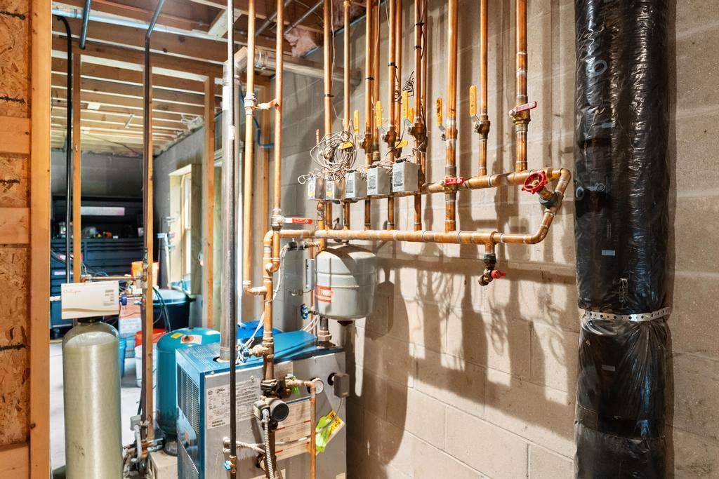 East Jordan, Michigan 49727, United States, 4 Bedrooms Bedrooms, ,3 BathroomsBathrooms,Residential,Active,188249