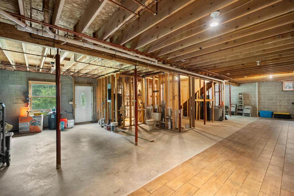 East Jordan, Michigan 49727, United States, 4 Bedrooms Bedrooms, ,3 BathroomsBathrooms,Residential,Active,188249