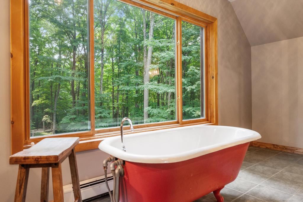 East Jordan, Michigan 49727, United States, 4 Bedrooms Bedrooms, ,3 BathroomsBathrooms,Residential,Active,188249