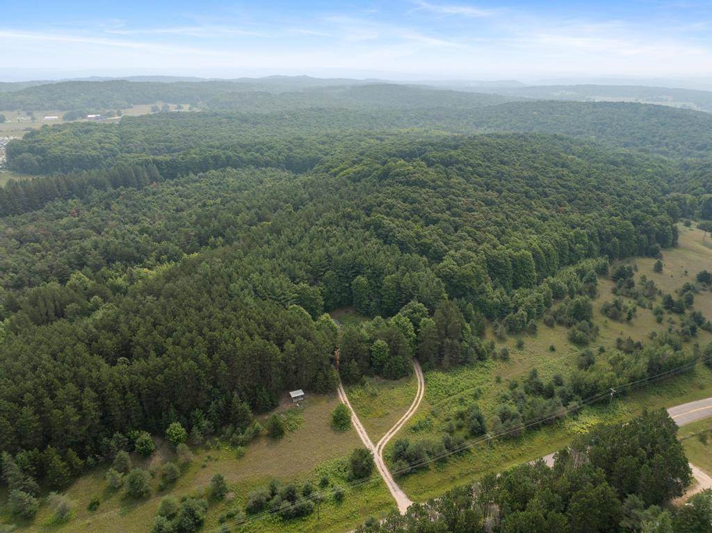 East Jordan, Michigan 49727, United States, 4 Bedrooms Bedrooms, ,3 BathroomsBathrooms,Residential,Active,188249