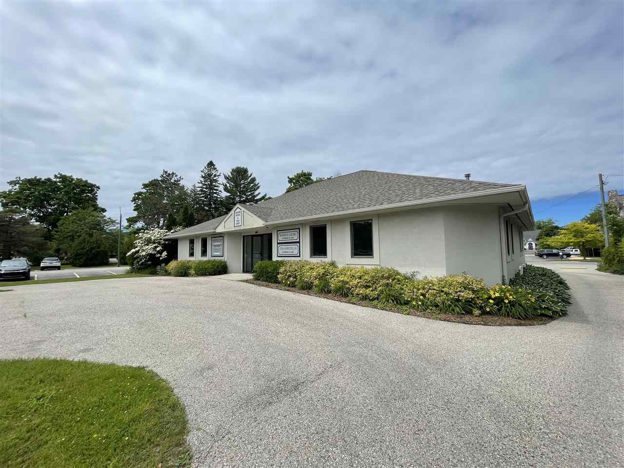 Charlevoix, Michigan 49720, United States, ,Commercial,Active,53937